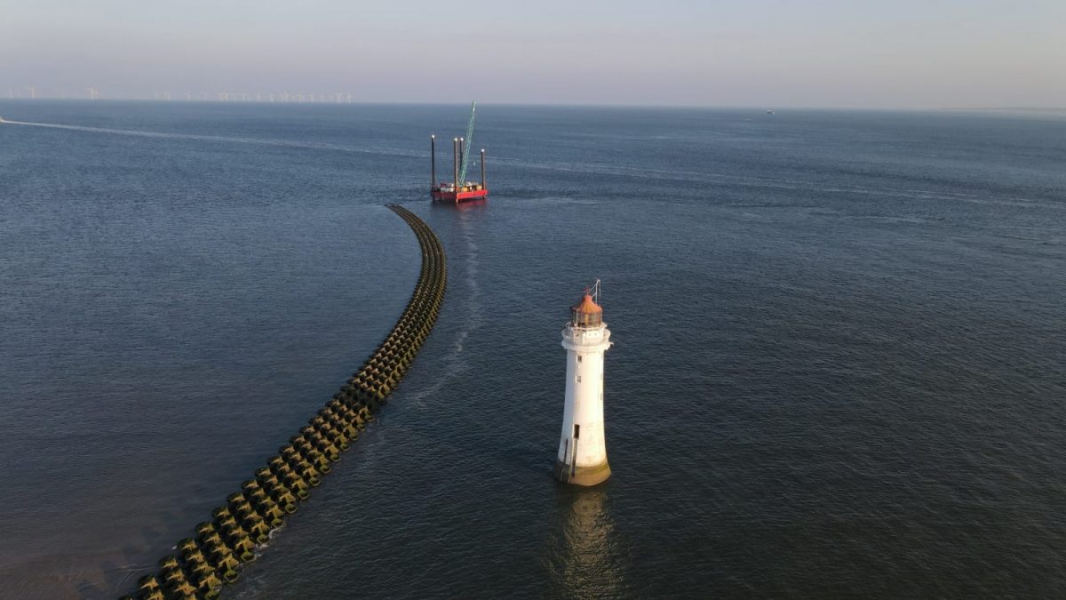 SOUTHBAY CIVIL ENGINEERING LIMITED AND RED7MARINE REPLACE 3NO. AIDS TO NAVIGATION BEACONS IN NEW BRIGHTON