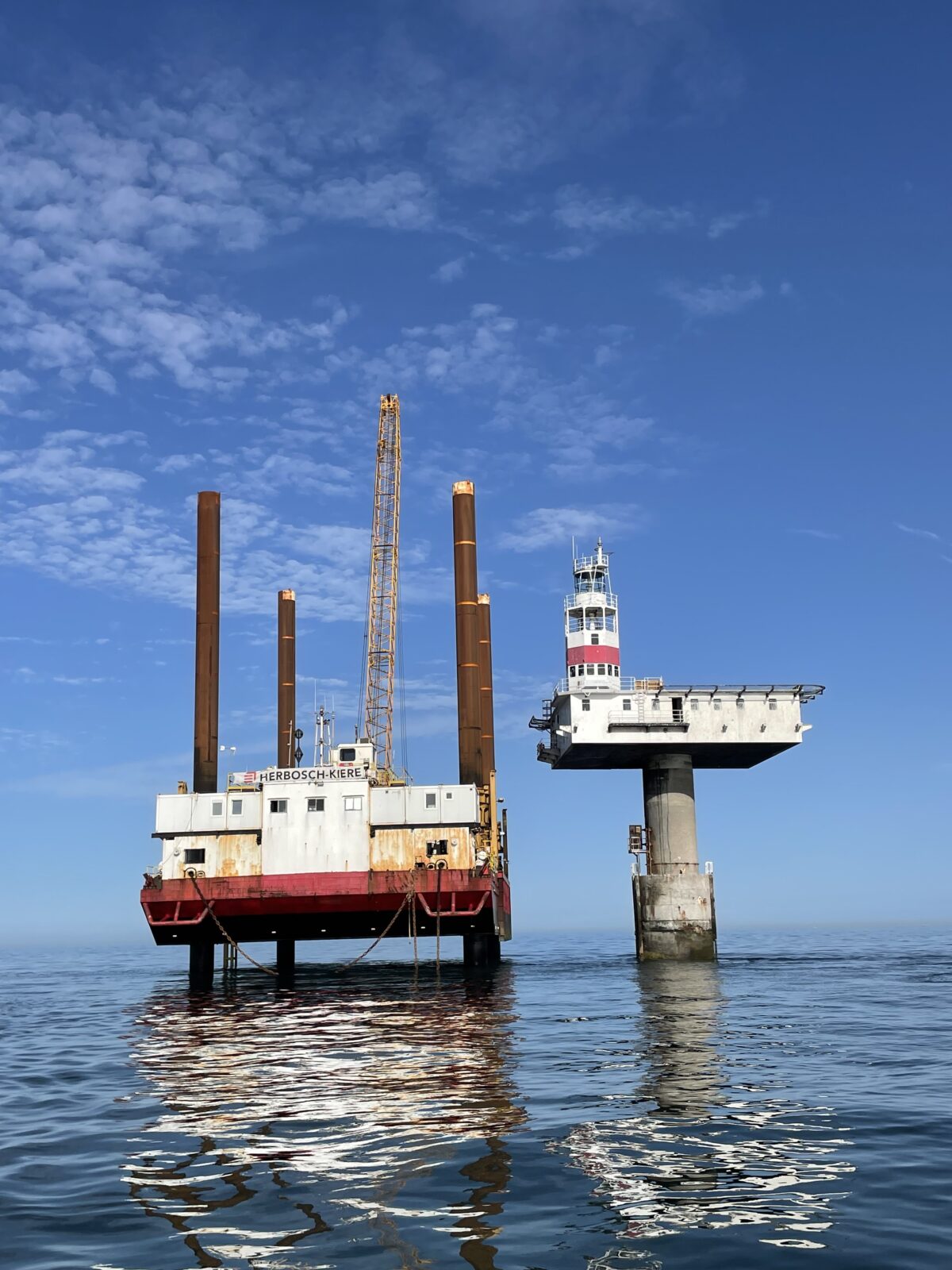HAVEN SEACHALLENGER SUPPORTS HERBOSCH-KIERE FOR OPERATIONS AT ROYAL SOVEREIGN LIGHTHOUSE